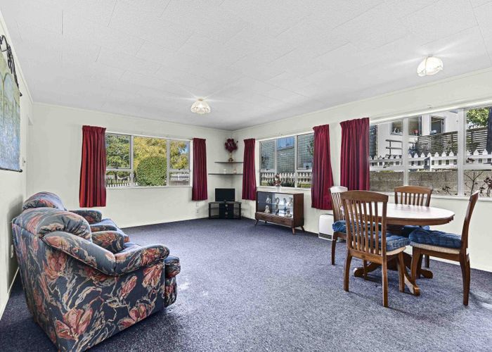  at 20 Kenmore Street, Westown, New Plymouth, Taranaki