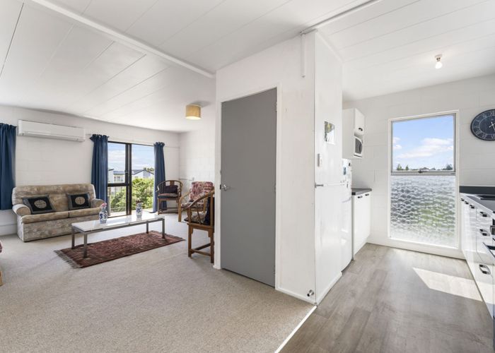  at 6/84 Princes Street, Otahuhu, Auckland