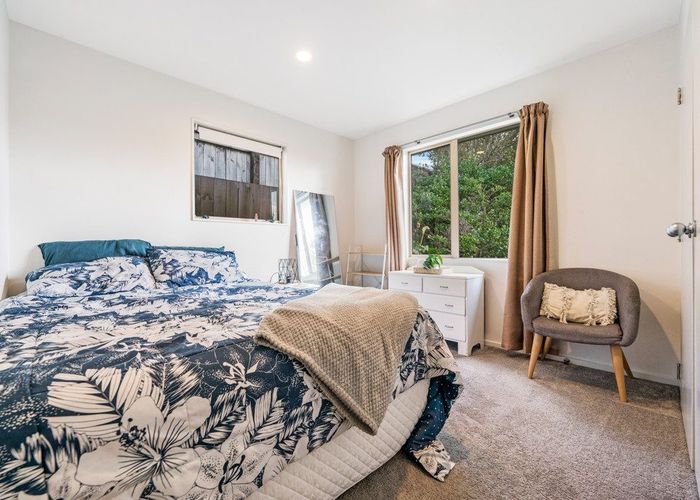  at 140 Titirangi Road, New Lynn, Auckland