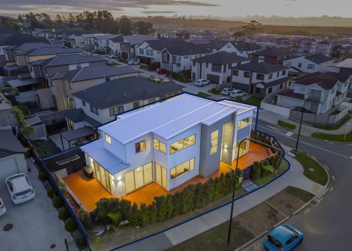  at 299 Flat Bush School RD, Flat Bush, Auckland