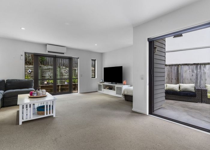  at 32/92 Bush Road, Albany, North Shore City, Auckland