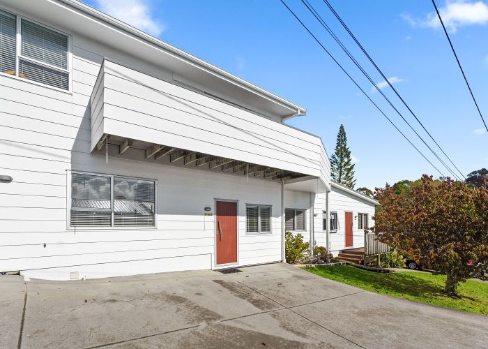  at 662 Beach Road, Browns Bay, Auckland