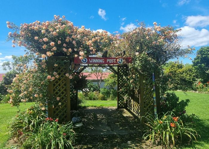  at 54 Mcleavey Road, Ohau, Levin