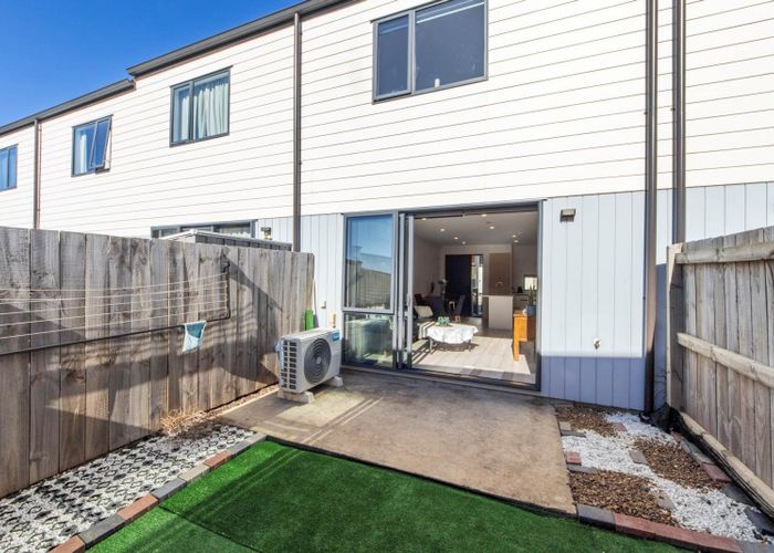  at 31 Clay Works Lane, New Lynn, Waitakere City, Auckland