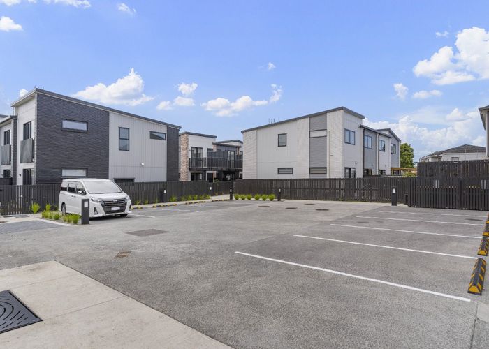  at 492 Richardson Road, Mount Roskill, Auckland City, Auckland