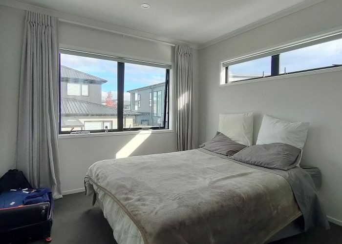  at 4 Nohoanga Road, Karaka, Franklin, Auckland