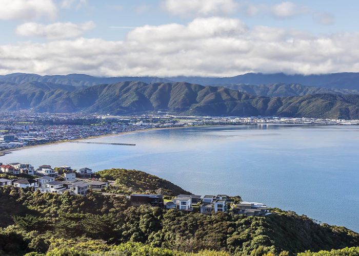  at 2 Promontory Crescent, Newlands, Wellington