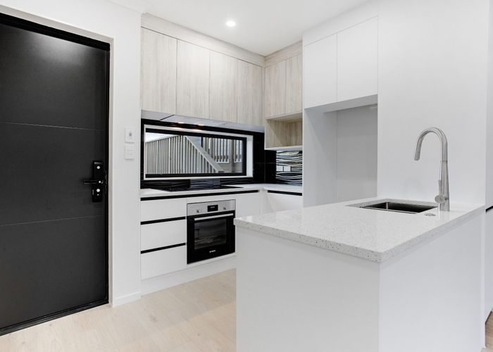  at Lot 6/15 Locket Road, Glenfield, North Shore City, Auckland