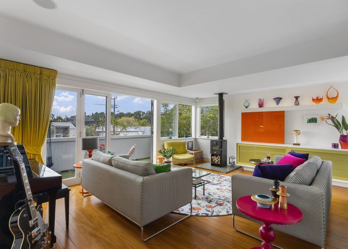  at 15 Edgars Road, Westmere, Auckland