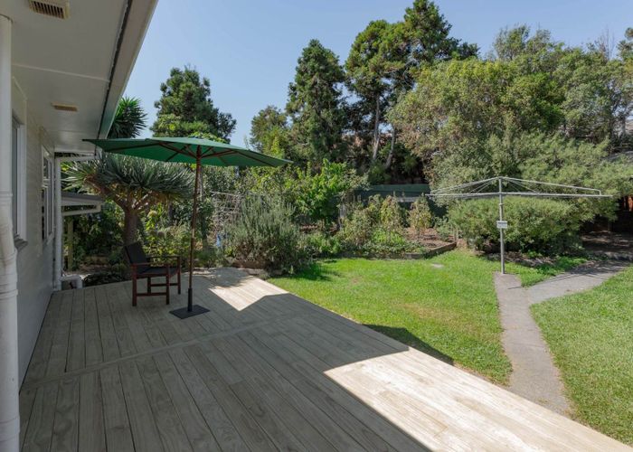  at 6 Glynnbrooke Street, Te Atatu South, Waitakere City, Auckland