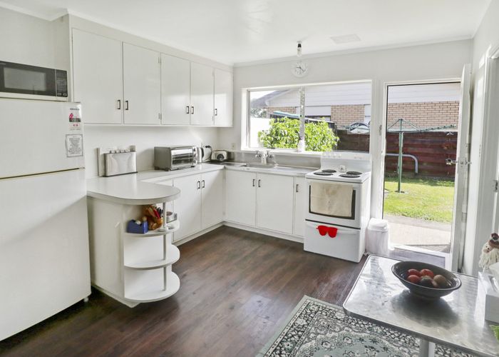  at 3/37 Allenby Road, Manukau, Manukau City, Auckland