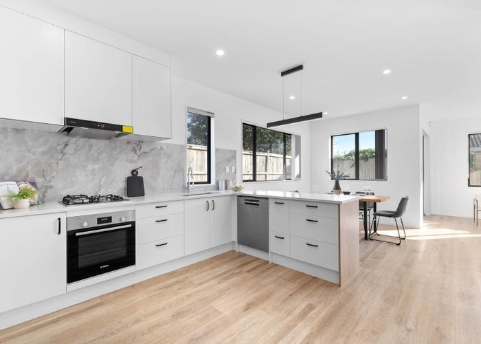  at 5B Notre Dame Way, Albany, North Shore City, Auckland