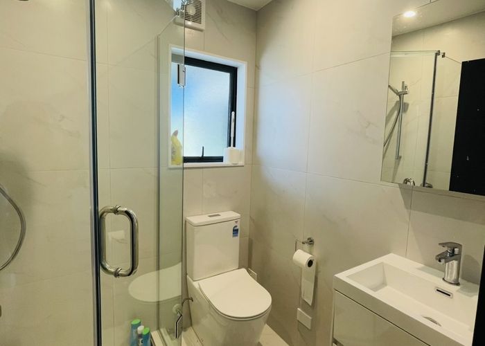  at 67E Swainston Rd, Saint Johns, Auckland City, Auckland