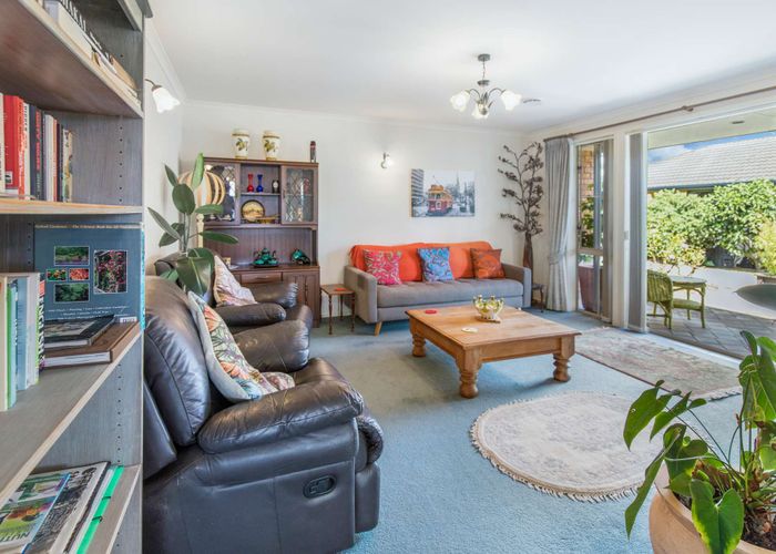  at 19 Carrington Drive, Papamoa Beach, Papamoa