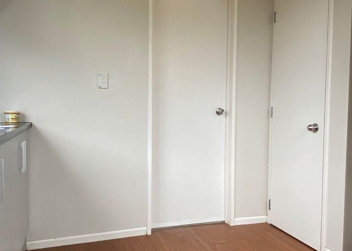  at 5B Watson Place, Papatoetoe, Manukau City, Auckland