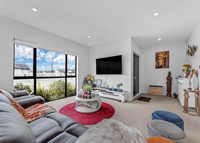  at 10 Earlywood Road, Takanini, Papakura, Auckland