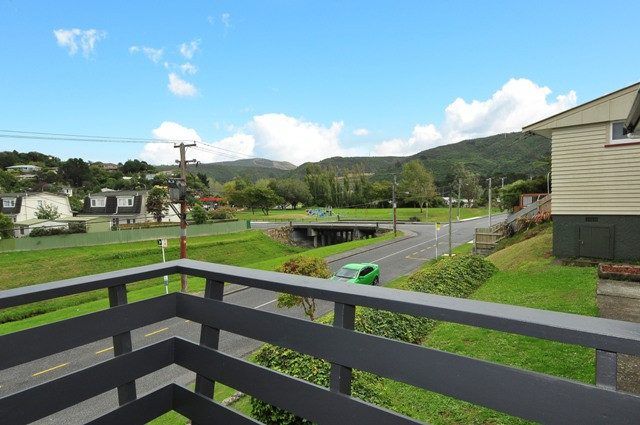  at 49 Thomas Street, Stokes Valley, Lower Hutt, Wellington
