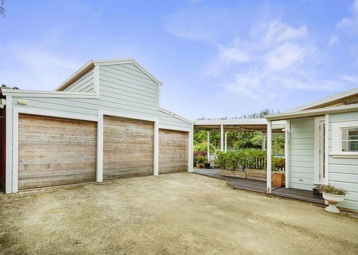  at 381 Horokiwi Road, Horokiwi, Wellington