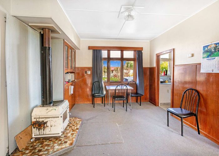  at 7 Oxford Street, Gore, Gore, Southland