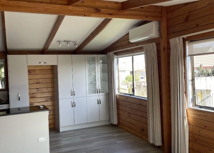  at 2/12 Balmore, Wattle Downs, Manukau City, Auckland