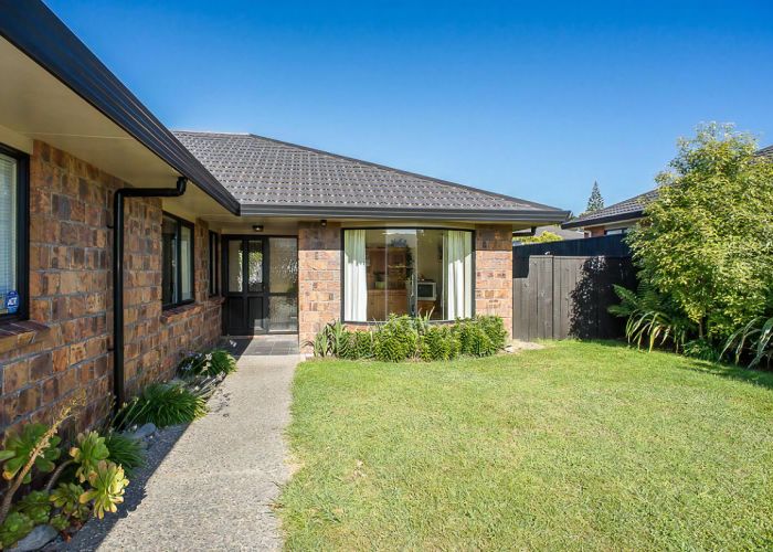  at 46 Campion Road, Waikanae Beach, Waikanae