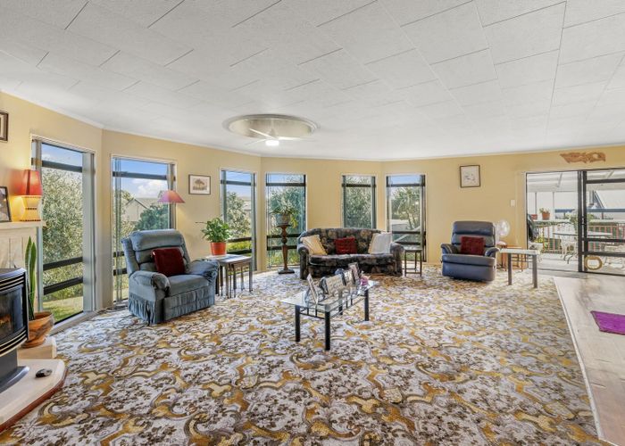  at 24 Scott Avenue, Otaki Beach, Otaki