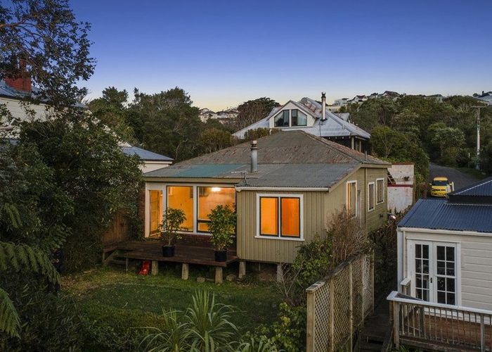  at 11 Hanover Street, Wadestown, Wellington, Wellington