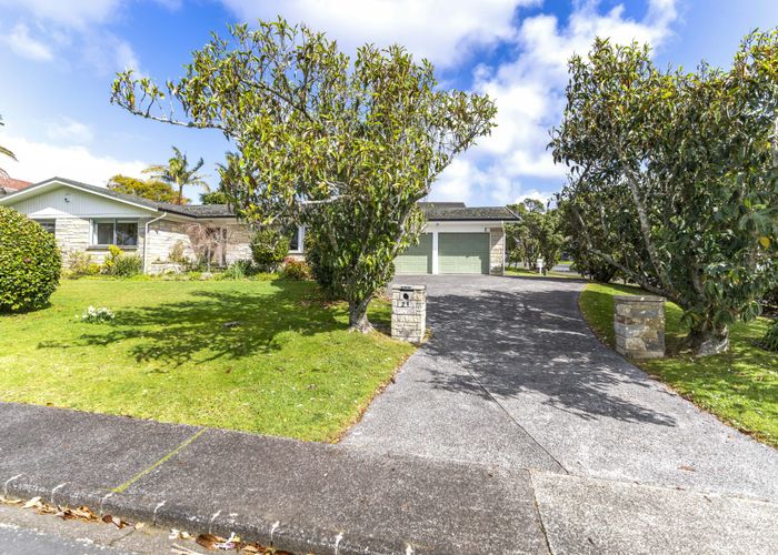  at 21 Marywil Crescent, Hillcrest, Auckland