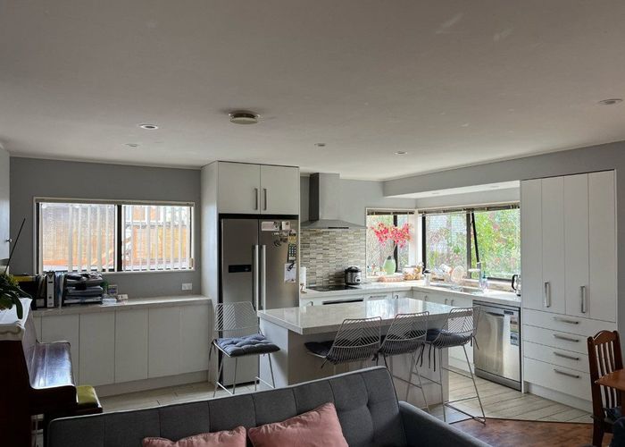  at 76A View Road, Henderson, Waitakere City, Auckland