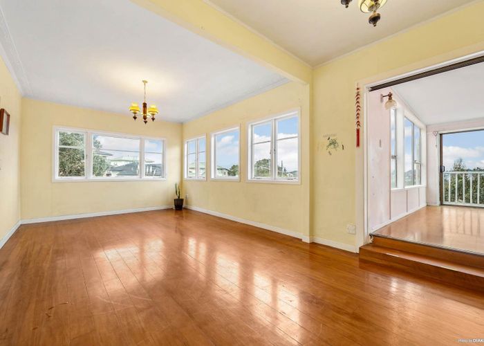  at 1/124 Oakdale Road, Hillsborough, Auckland