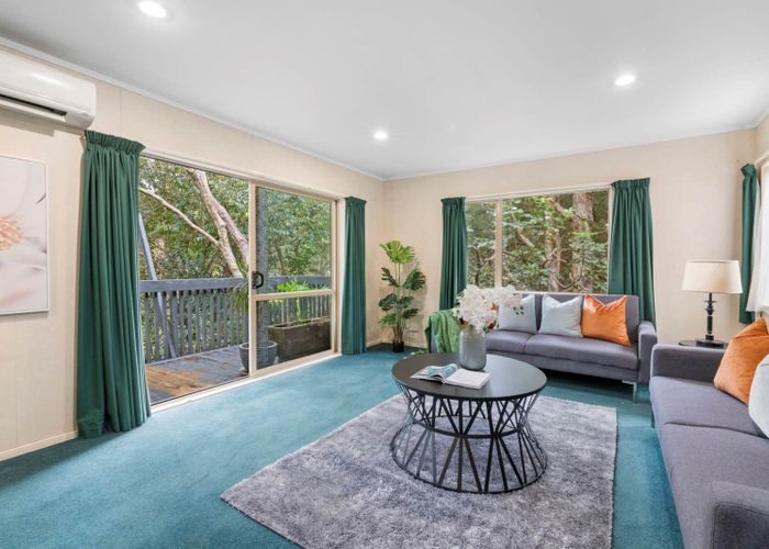  at 2/14 Vonnell Place, Birkdale, Auckland