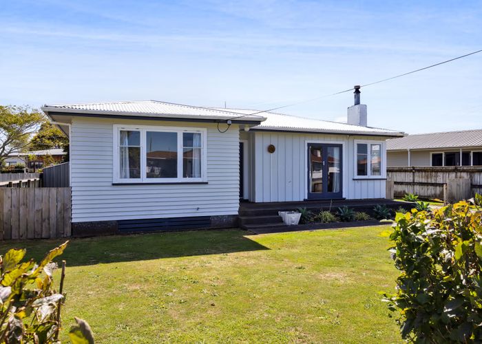  at 8 Pacey Avenue, Hawera