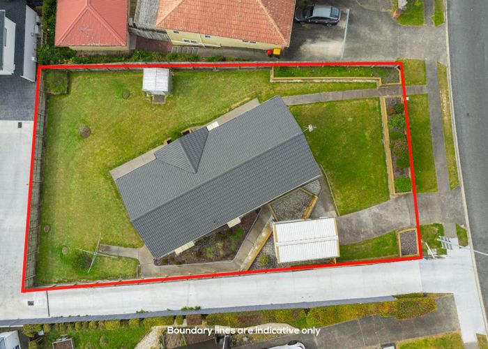  at 142 Oaktree Avenue, Browns Bay, North Shore City, Auckland