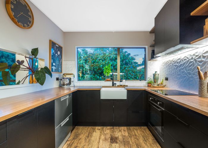  at 2 Pohue Grove, Stokes Valley, Lower Hutt