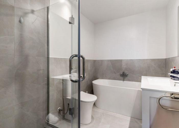  at 4/149 Tirimoana Road, Te Atatu South, Waitakere City, Auckland
