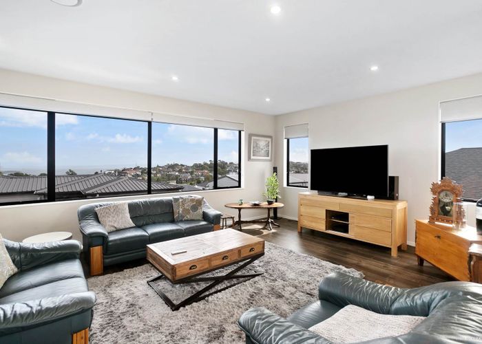  at 6/0 Hillsborough Road, Mount Roskill, Auckland