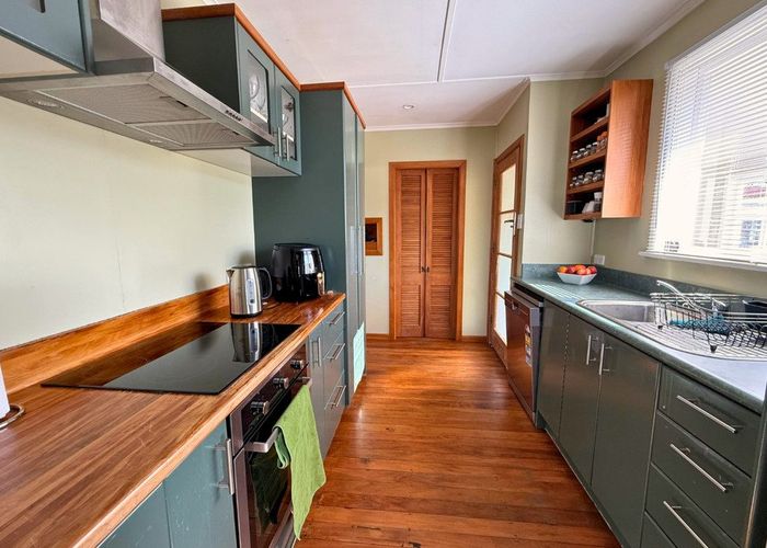  at 55 Mosston, Castlecliff, Whanganui, Manawatu / Whanganui