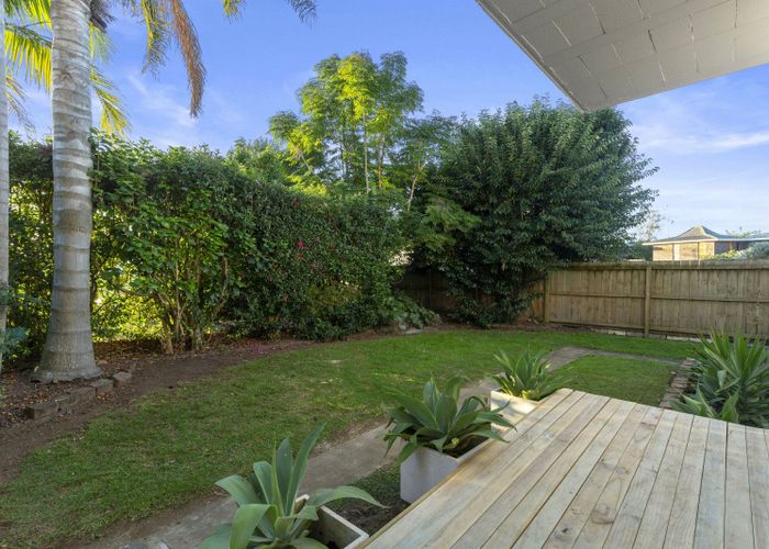  at 5/1 Norrie Avenue, Mount Albert, Auckland