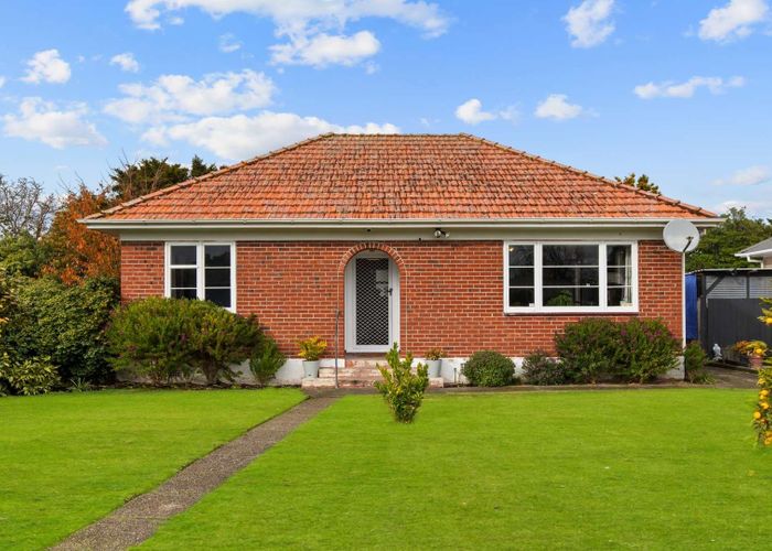  at 19 Savage Crescent, West End, Palmerston North