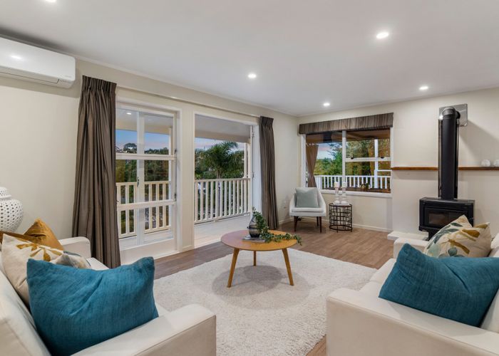  at 42 Oaktree Avenue, Browns Bay, North Shore City, Auckland