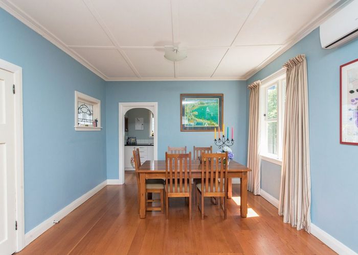  at 25 Omar Street, Khandallah, Wellington