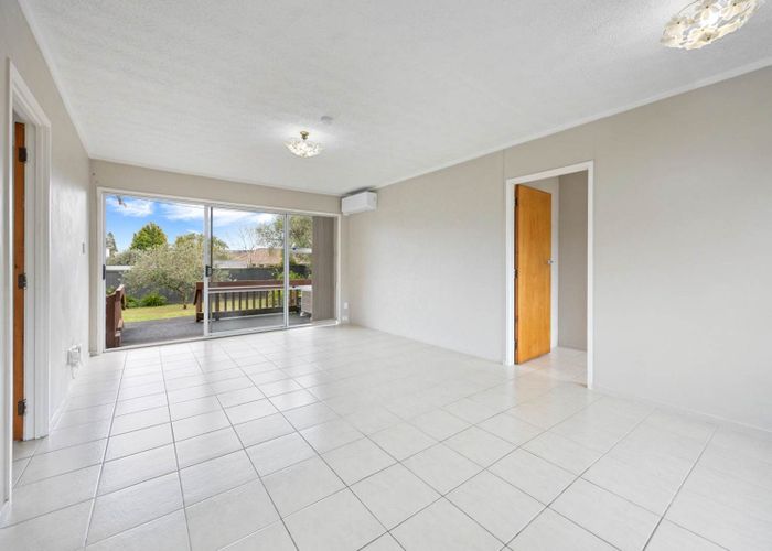  at 2/397 Blockhouse Bay Road, Avondale, Auckland City, Auckland