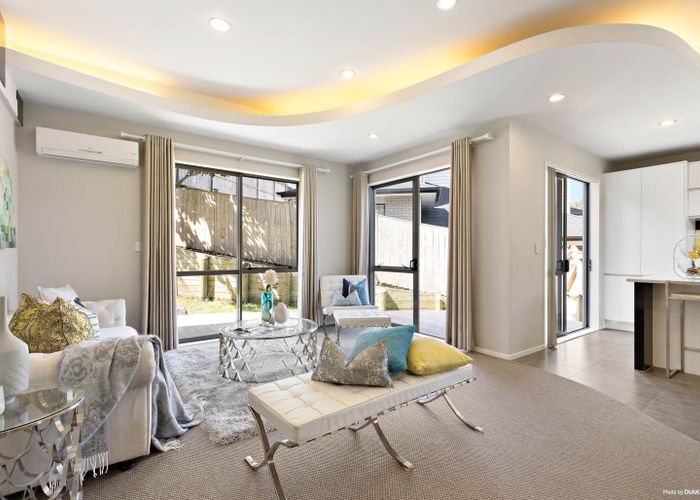  at 6 Lucca Crescent, Flat Bush, Auckland