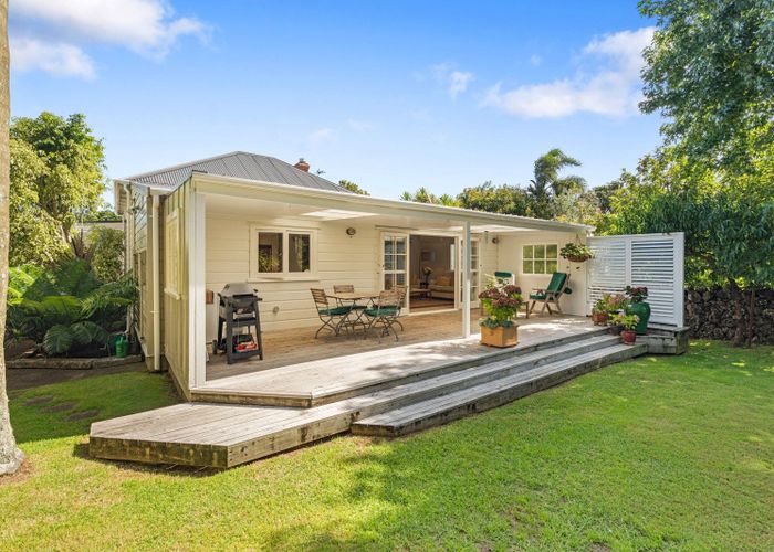  at 27 Ngauruhoe Street, Mount Eden, Auckland City, Auckland