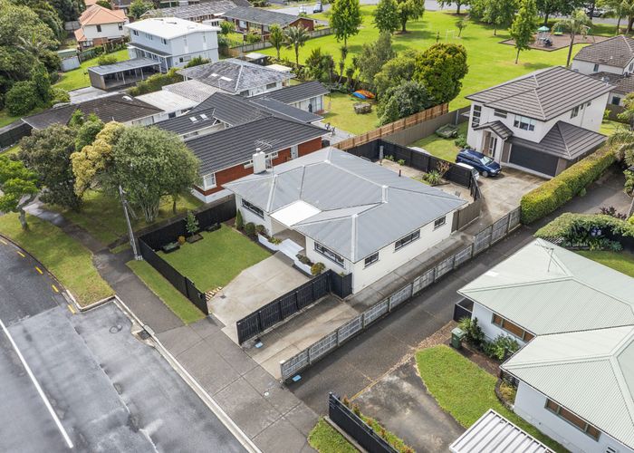  at 15 WILLIAMS AVE, Pakuranga, Auckland