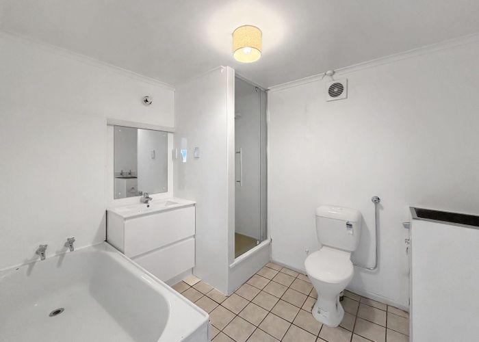  at 2/420A Ellerslie Panmure Highway, Mount Wellington, Auckland City, Auckland