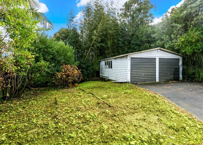  at 1 Alexander Avenue, Torbay, Auckland