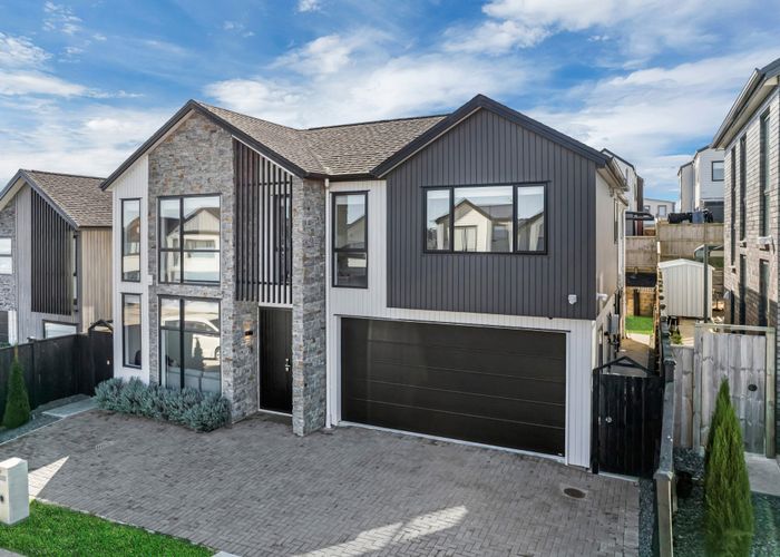  at 5 Woodacre Street, Flat Bush, Manukau City, Auckland
