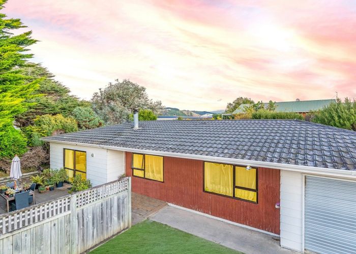  at 25 Margaret Road, Raumati Beach, Paraparaumu