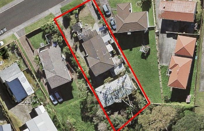  at 1/21 Alidade Place, Massey, Auckland